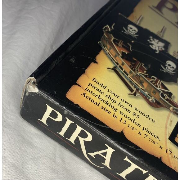 Pirate Model Ship Kit Pirates On The High Seas Book & Ship Set 2007 Wood NIP - Picture 3 of 8